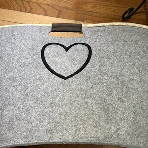 Large felt Storage Tote in Grey by Thirty-one